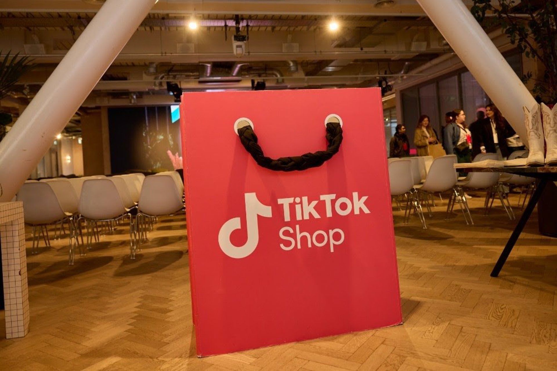 TikTok Shop dobra receita na Espanha em 2 anos com vídeo e live commerce