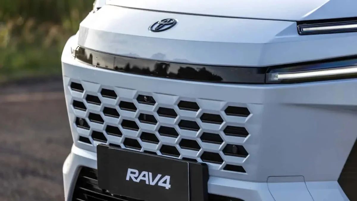 A resposta da Toyota à BYD: um RAV4 de R$ 400 mil