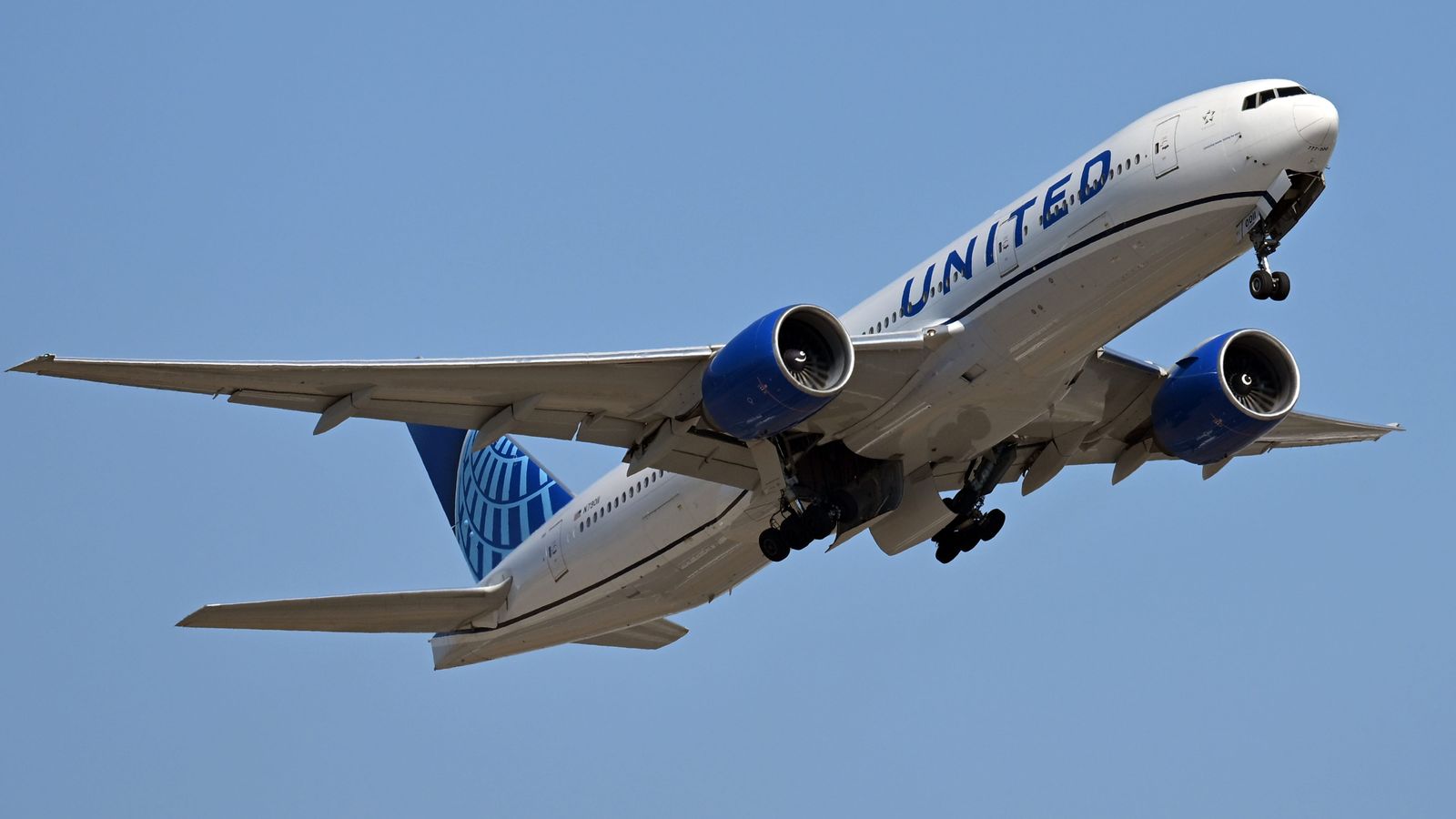 United Airlines facilita checagem de voos com Starlink