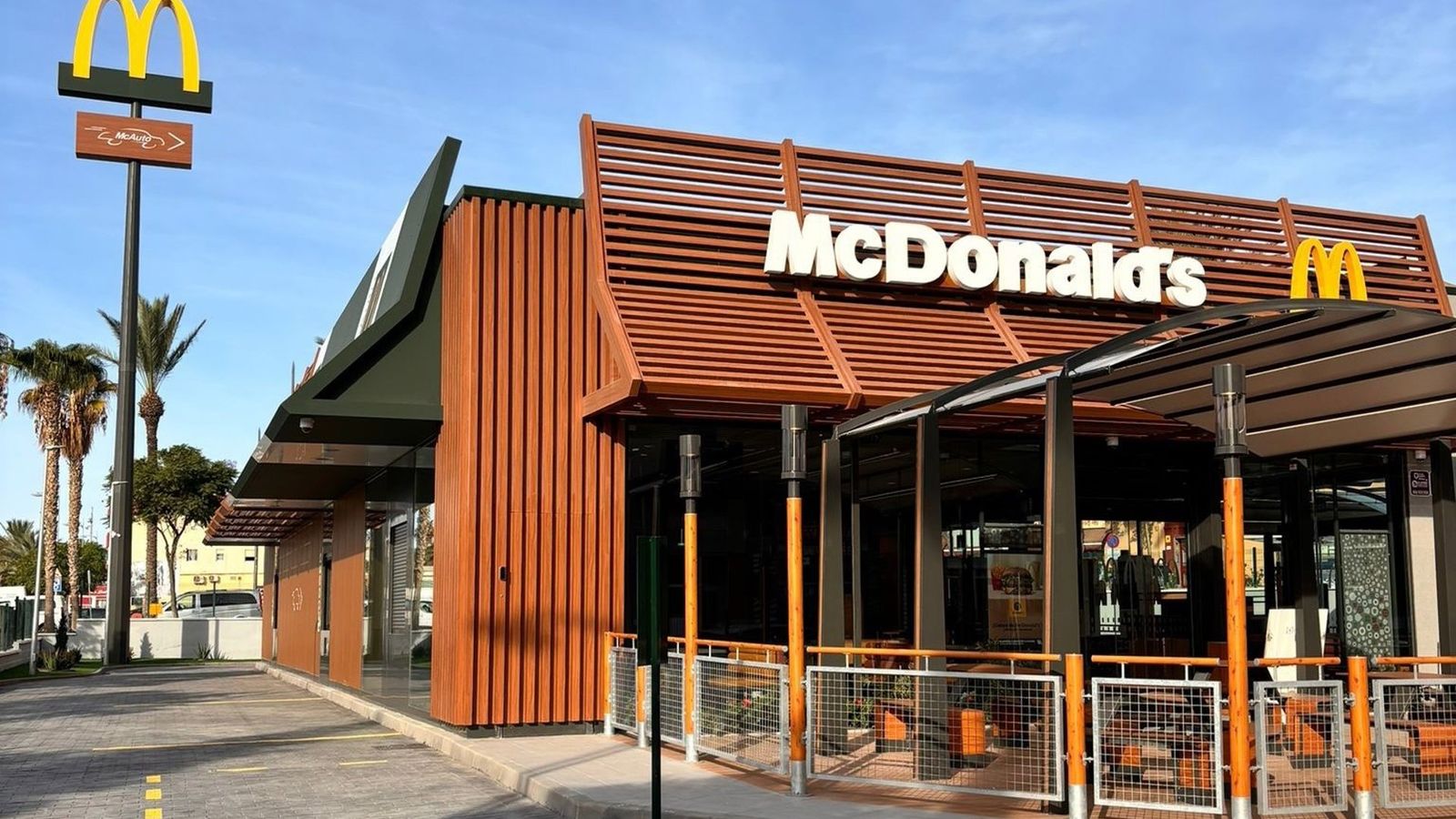 McDonald's injeta quase US$ 7,5 bi para turbinar franquias e reduzir custos