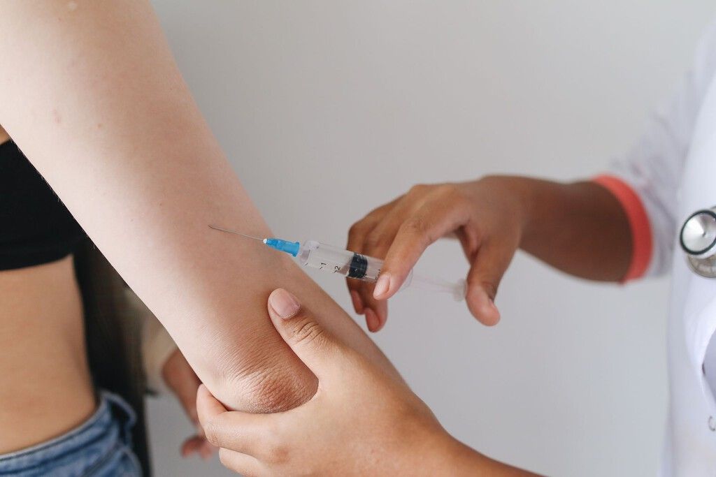 Espanha avança: vacina humana contra gripe aviária substitui sacrifício animal