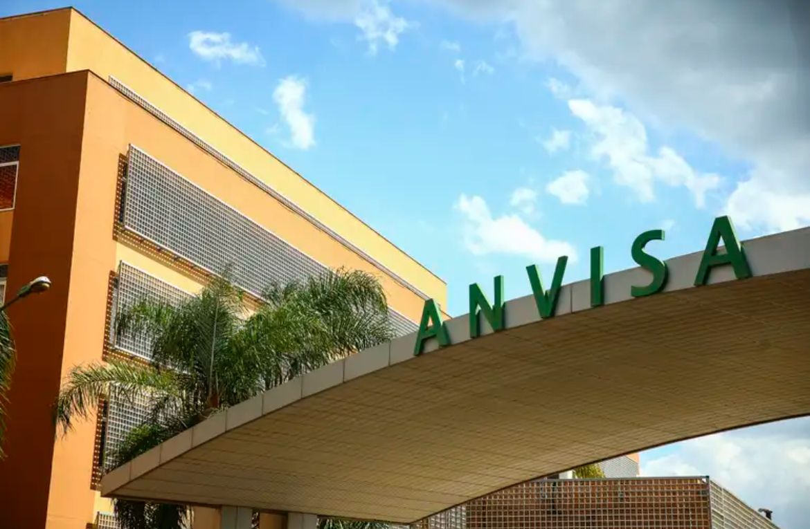 Anvisa proíbe 7 produtos; falsificação e falta de registro lideram