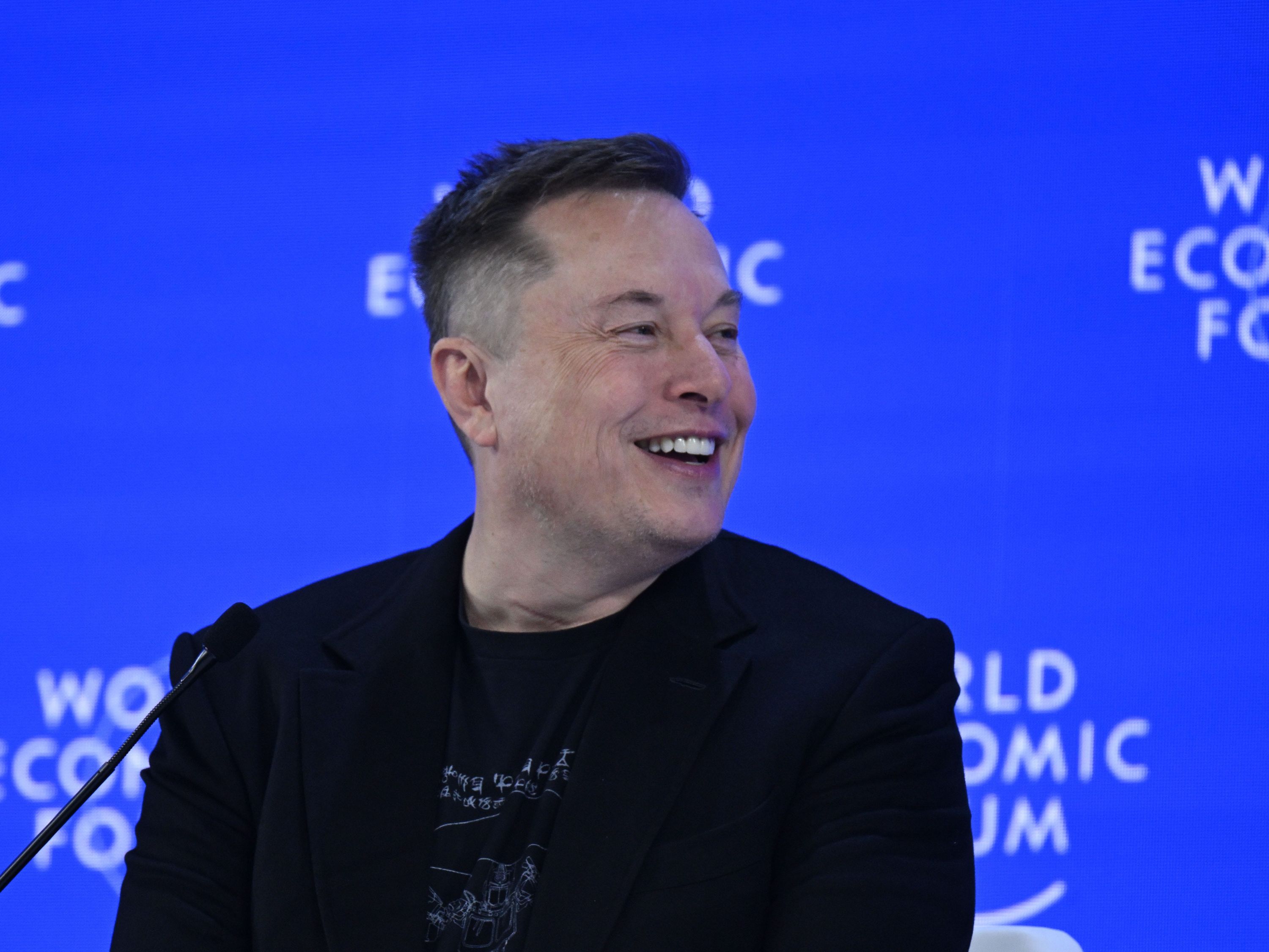 Musk busca aliança com ASML para viabilizar o projeto de chips Terafab da SpaceX