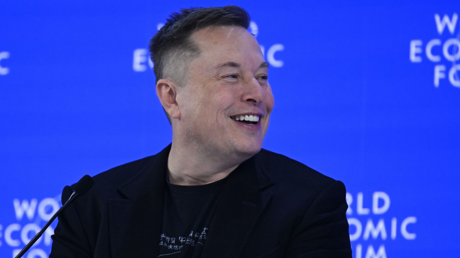 Musk busca aliança com ASML para viabilizar o projeto de chips Terafab da SpaceX
