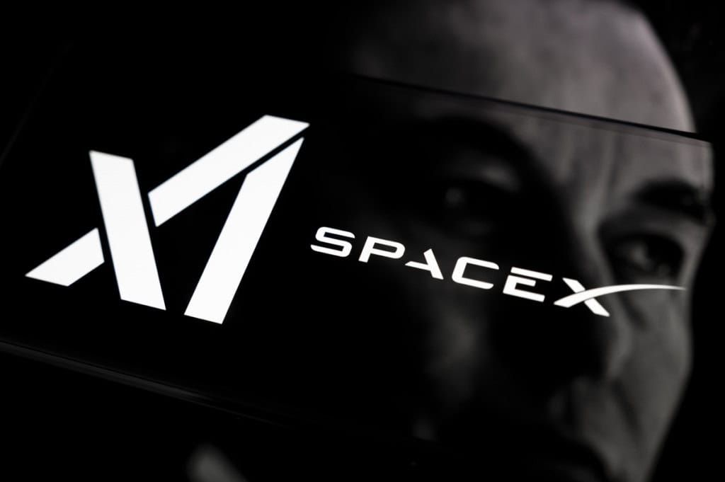 SpaceX lança missão militar secreta dos EUA com foguete reutilizado pela 28ª vez