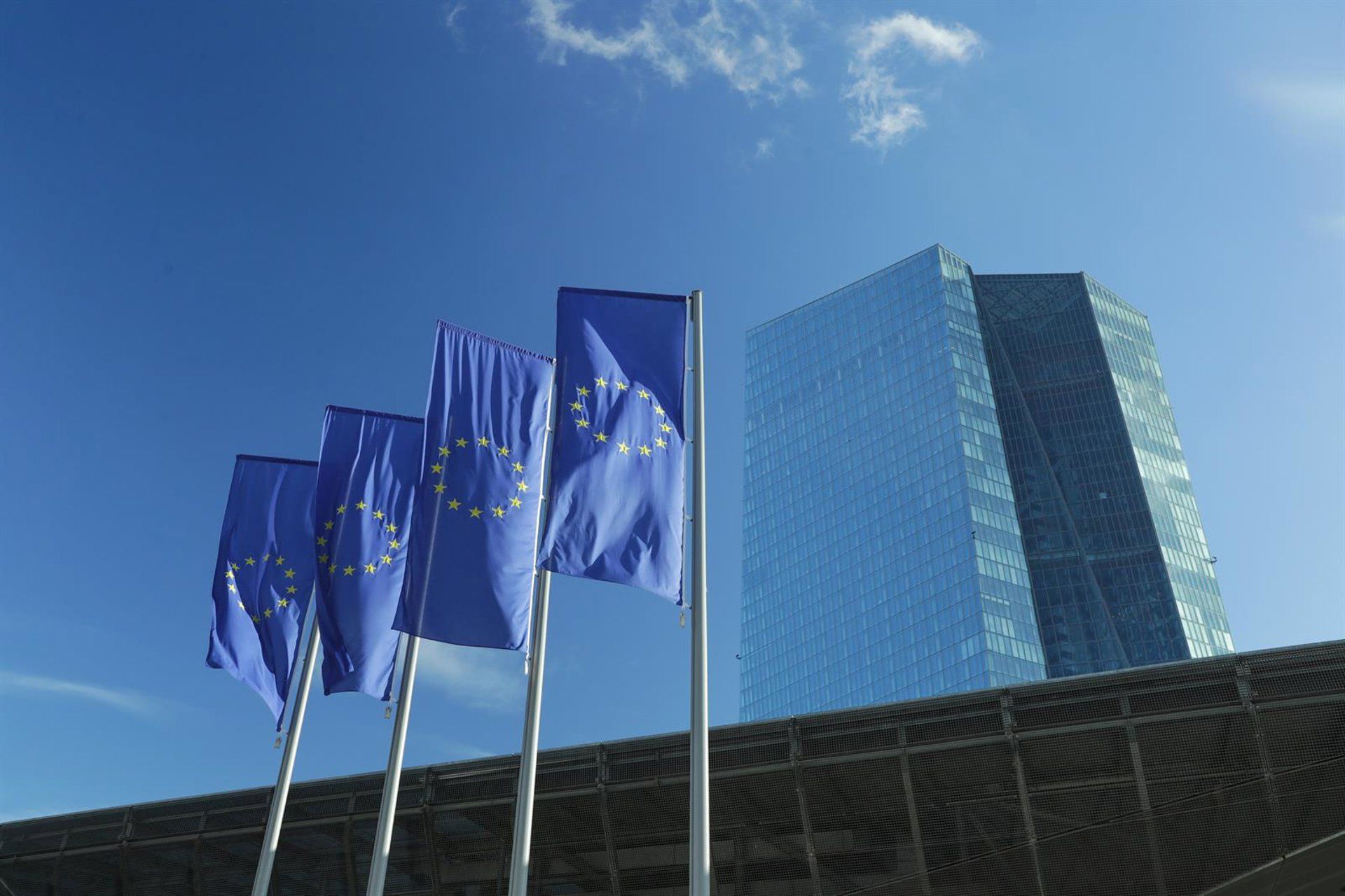 BCE multa Banque Internationale à Luxembourg em 3,25 milhões de euros por falha em modelos de risco
