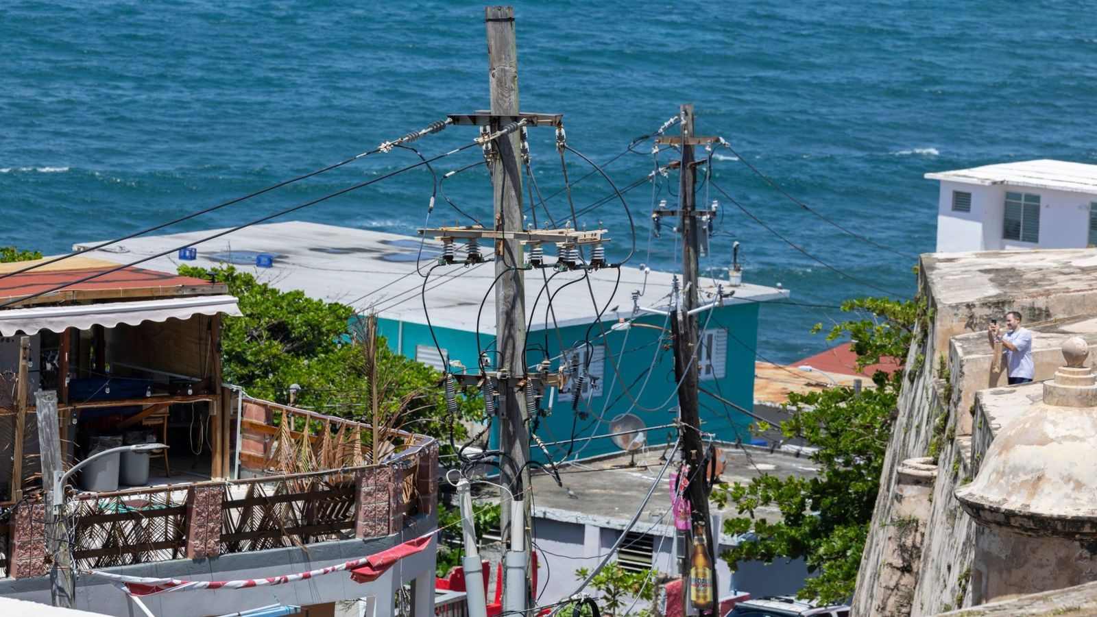 Porto Rico: tarifa de energia bate recorde e agrava crise