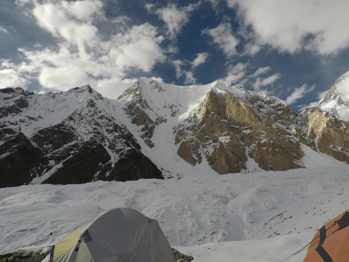 Recuar, recalcular, atacar: a lição polonesa no Gasherbrum VI