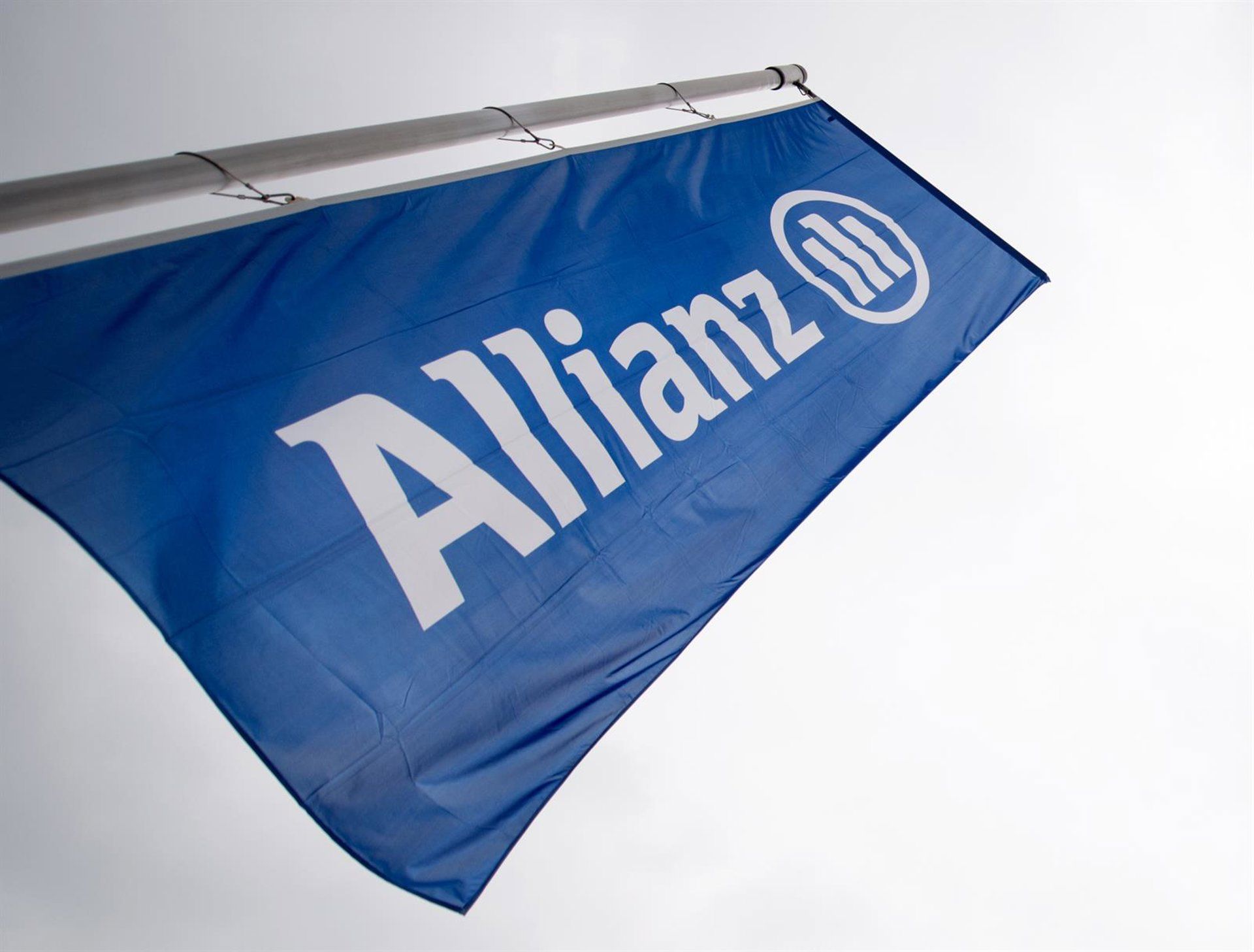 Incêndios causam 36% de sinistros empresariais, aponta Allianz