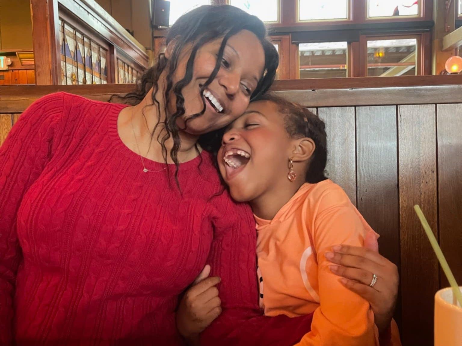 A mãe que nunca mentiu para a filha: nem sobre o Coelho da Páscoa