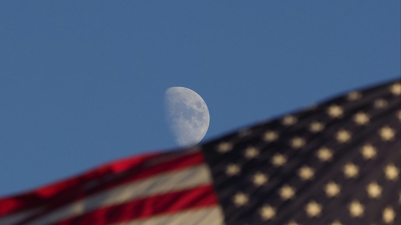 Lua em 1776 — como o satélite ditava o ritmo da vida na fundação dos EUA