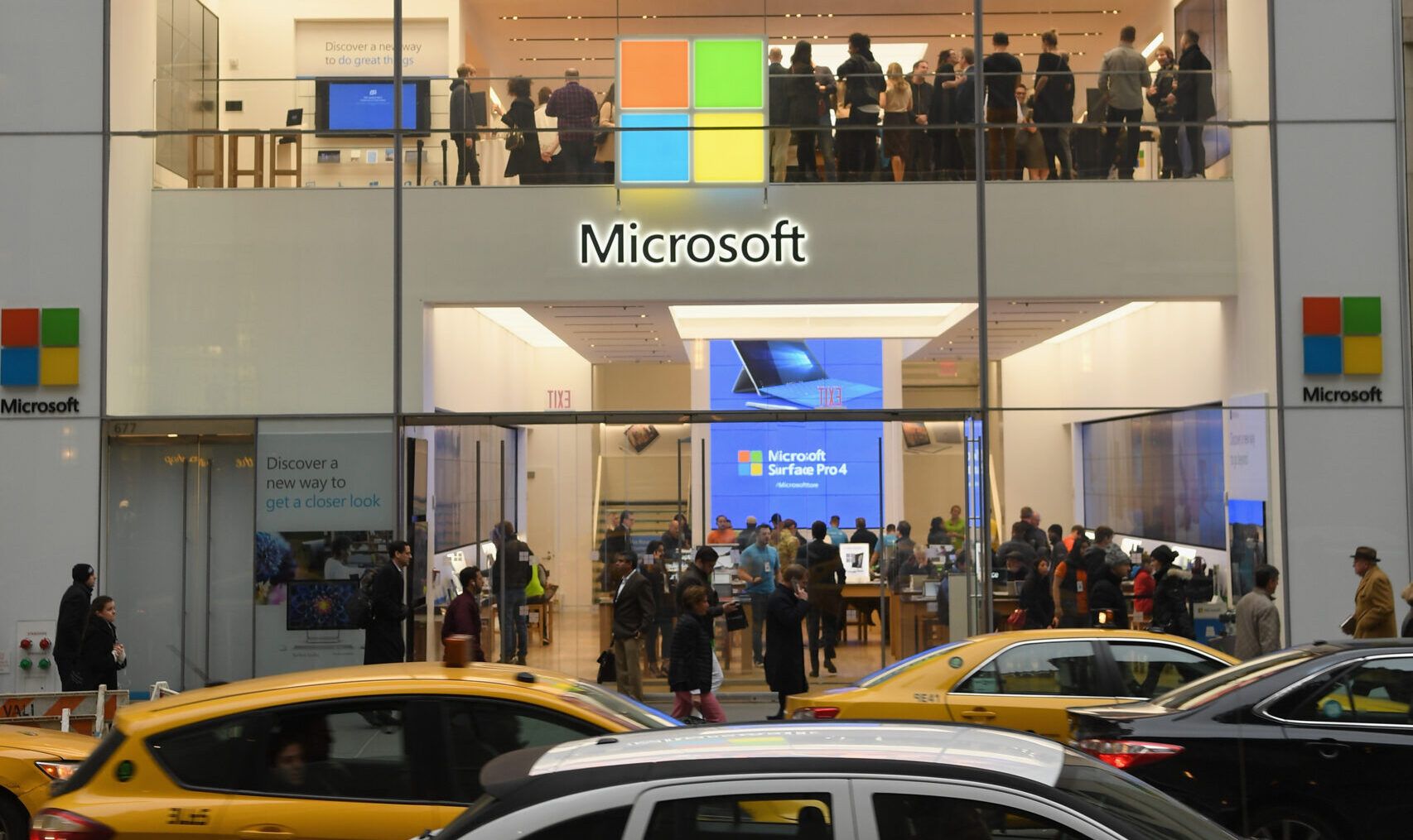 Microsoft busca US$ 25 bilhões em títulos para impulsionar IA