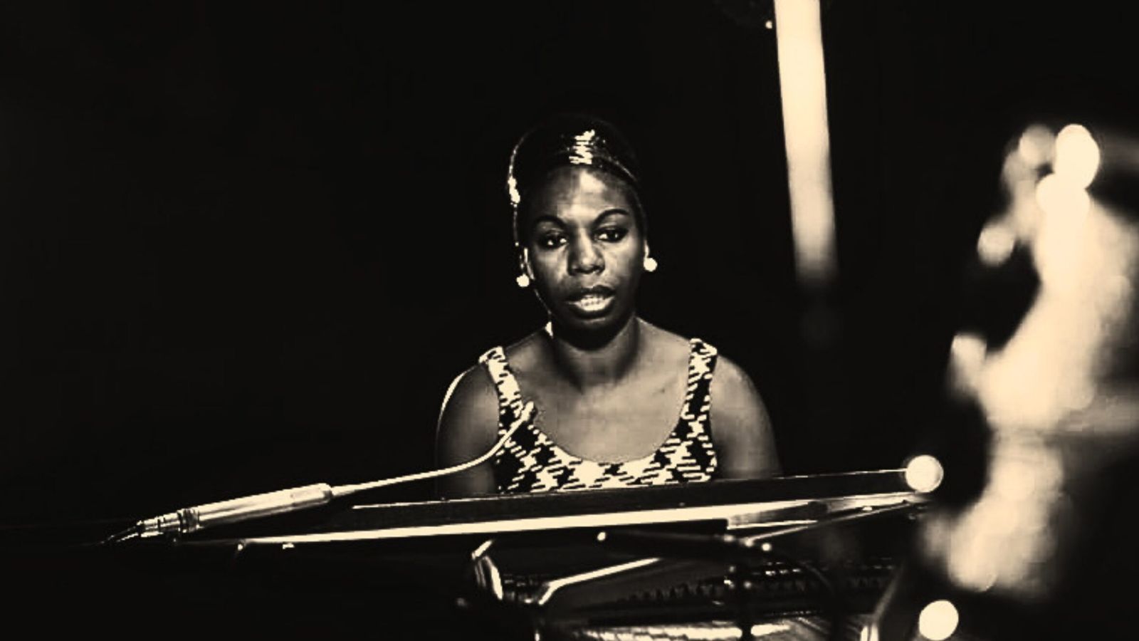 Nina Simone: A Voz que Ecoou no Village Gate em 1961