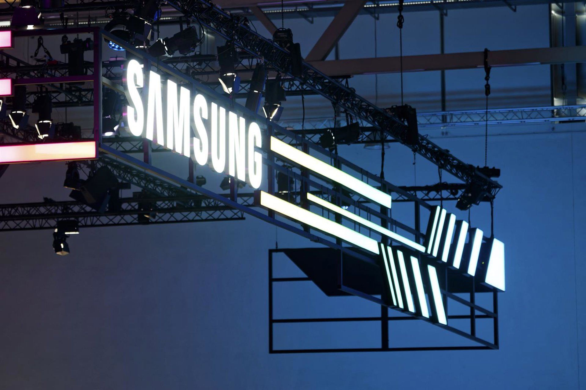 Samsung aposta US$ 880 milhões em infraestrutura de IA com Helix