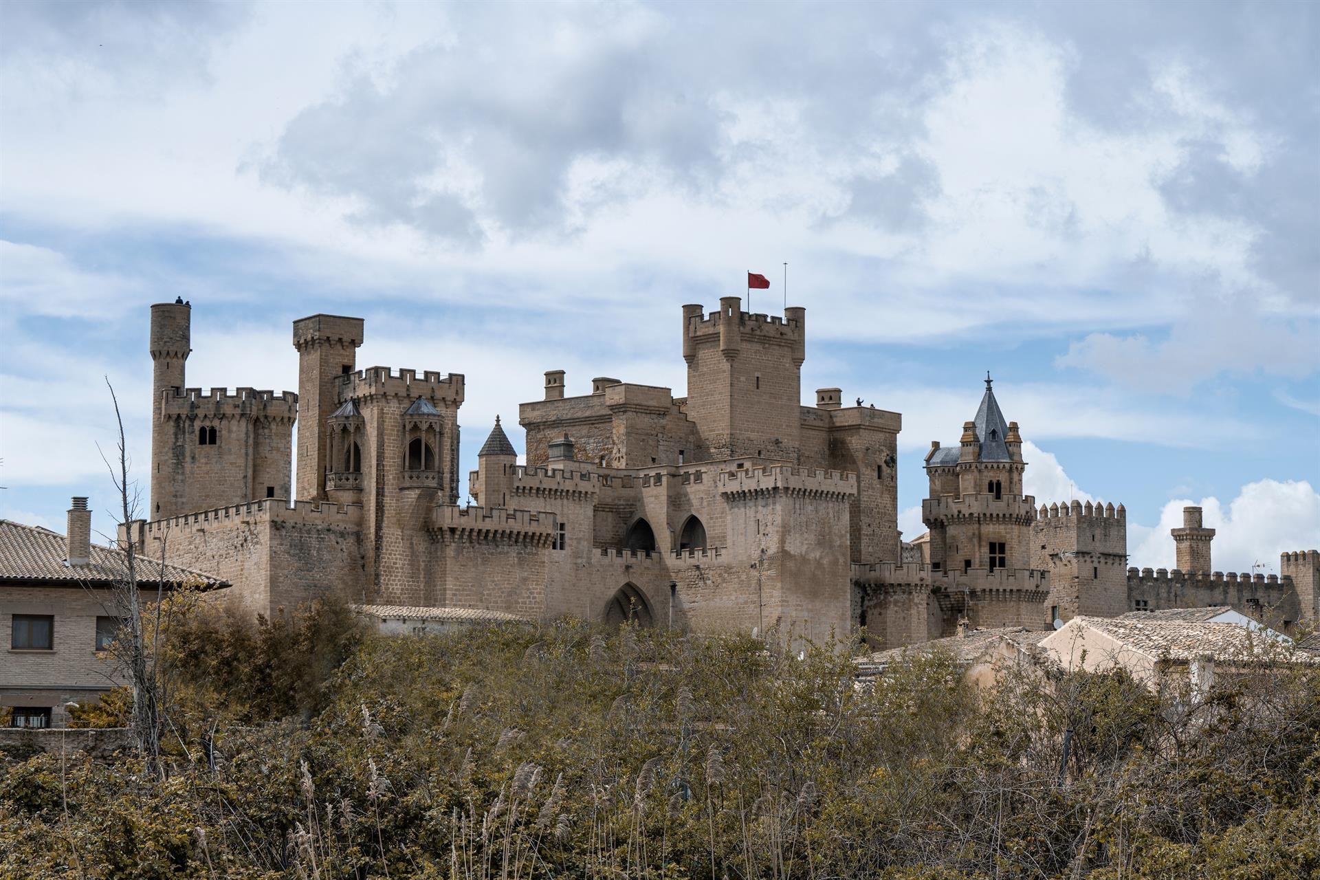 Hotéis com Lendas: Cinco Escapadas Misteriosas na Espanha para o Feriado de Todos os Santos