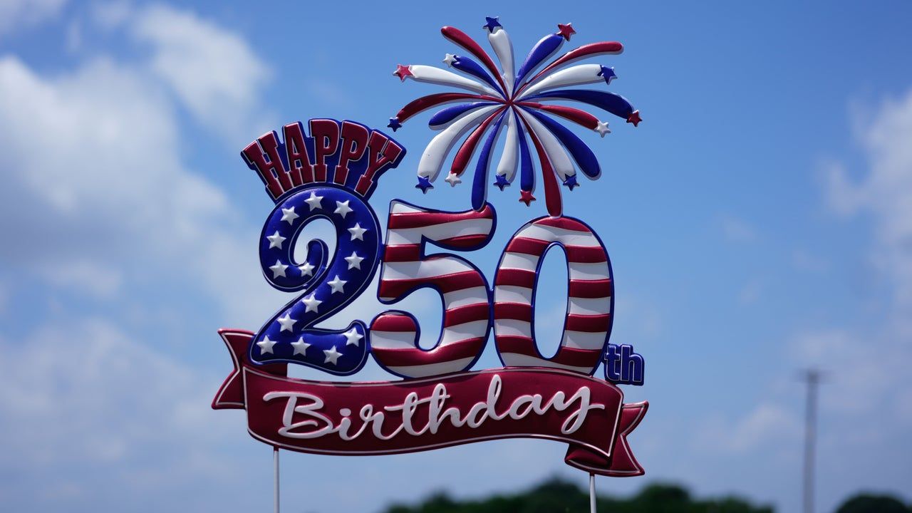 Marcas americanas tentam celebrar 250 anos do país em meio à polarização política