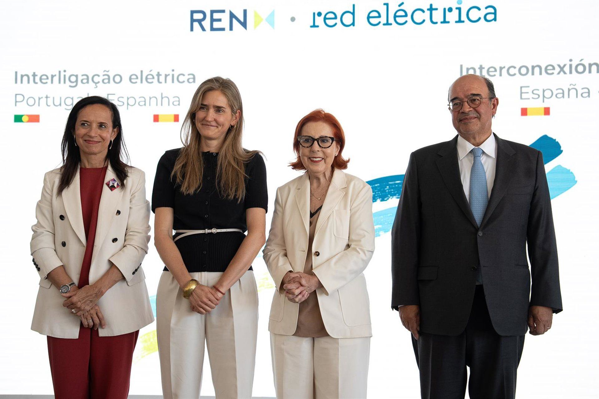 Espanha e Portugal ativam interconexão elétrica de 140 milhões de euros