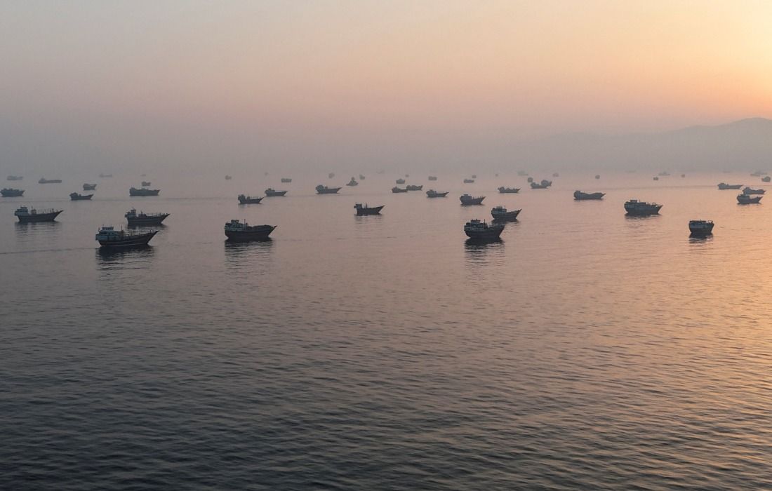 Petróleo Brent sobe a US$ 107 com tensões EUA-Irã e bloqueio de navios
