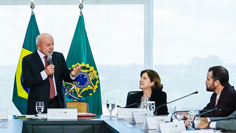 A 'justiça' de Lula: isenção para a blusinha, recado ao varejo