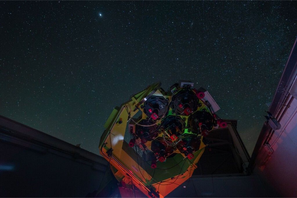 Linterna fotónica une sete telescópios em um só