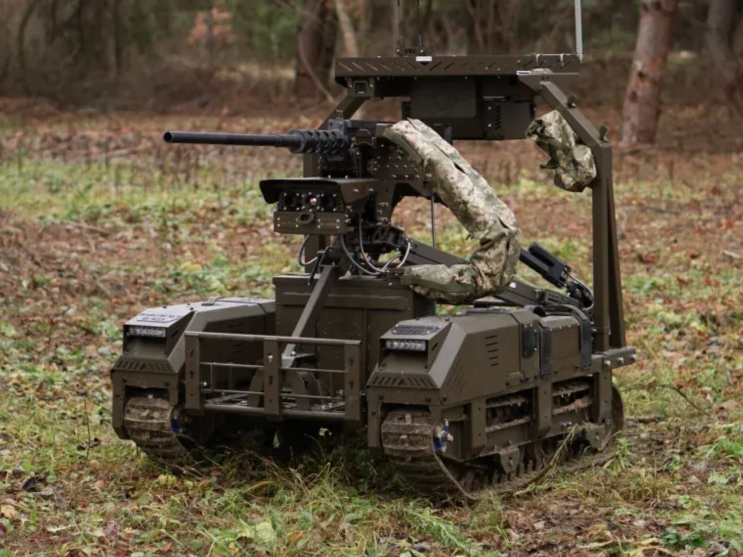 Ucrânia monta metralhadoras M2 Browning em robôs para proteger soldados