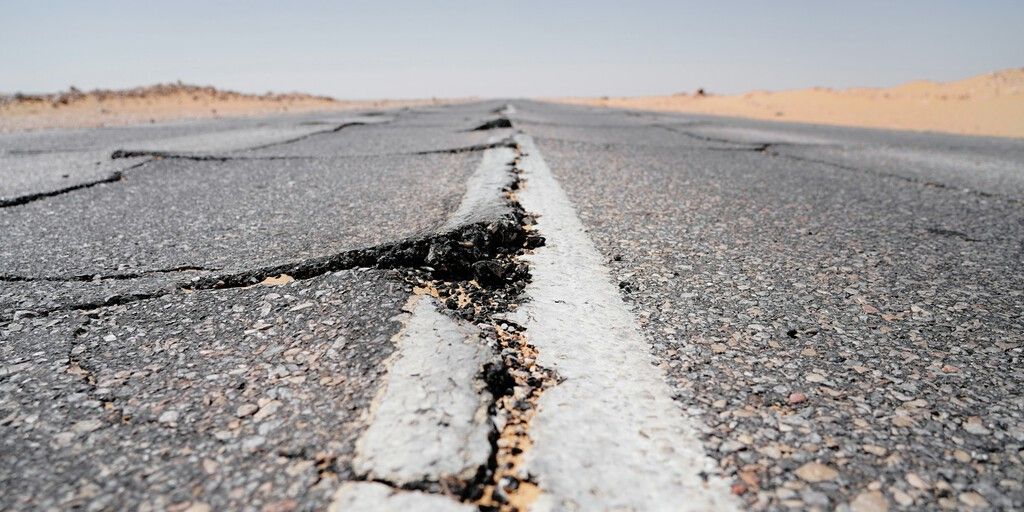Jovem de 17 anos cria sismógrafo de US$ 100 com alerta para terremotos