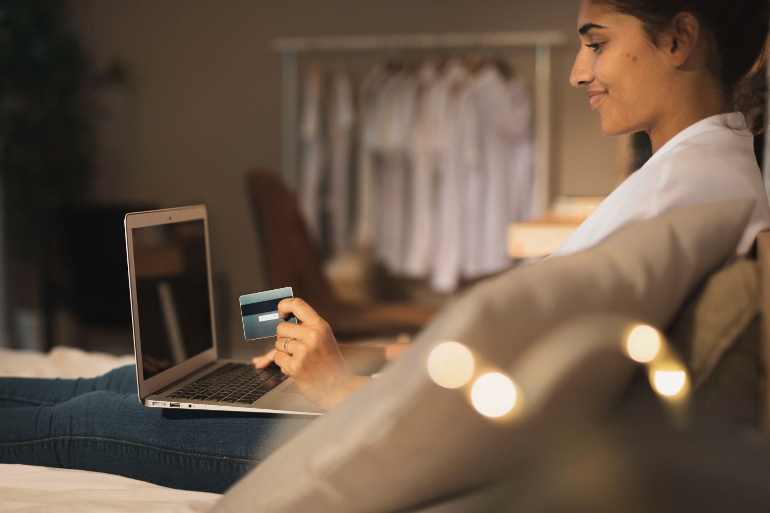 IA na Black Friday: prompts para achar descontos reais e evitar armadilhas