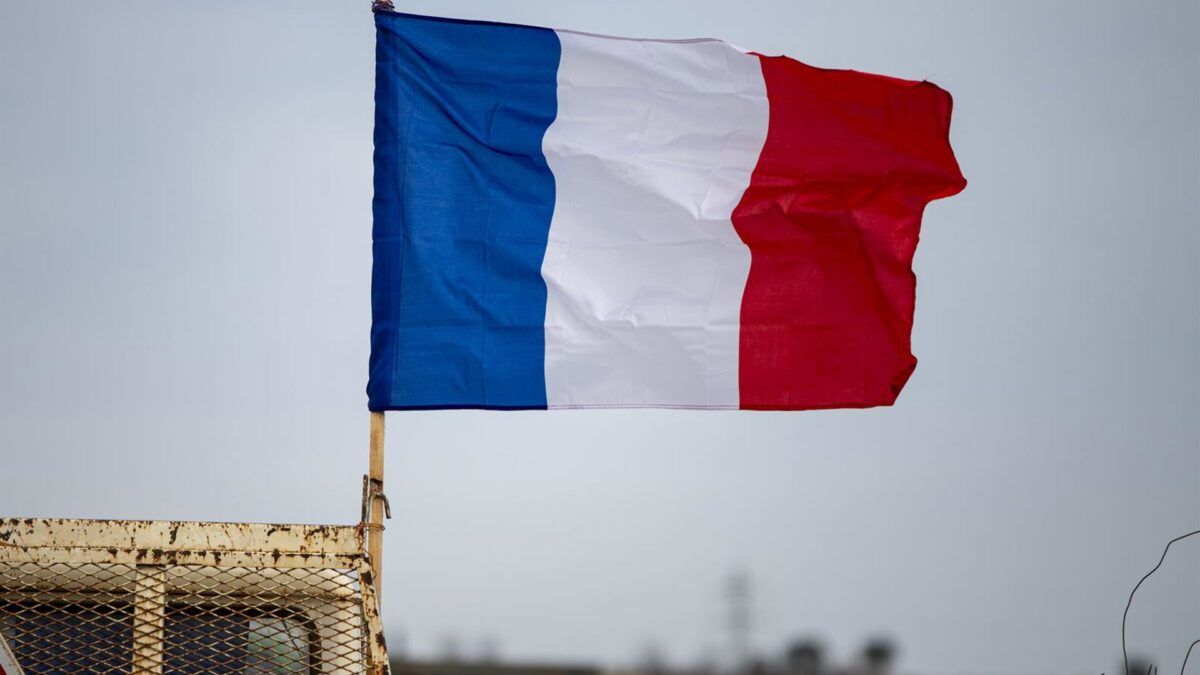 Prima de risco da França bate 166 pontos, maior patamar desde 2011
