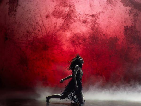 Cisne Negro ganha palco no A.R.T — uma nova vida para o thriller de Aronofsky