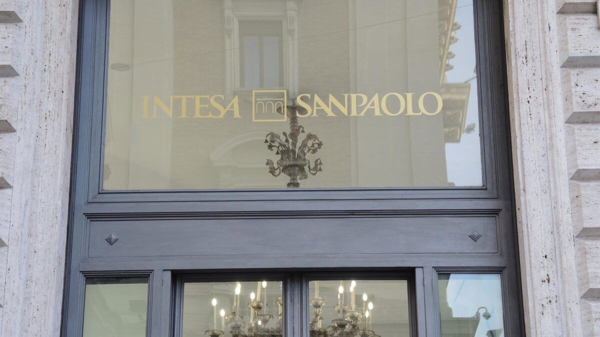 Intesa e MPS: a consolidação bancária italiana sob escrutínio