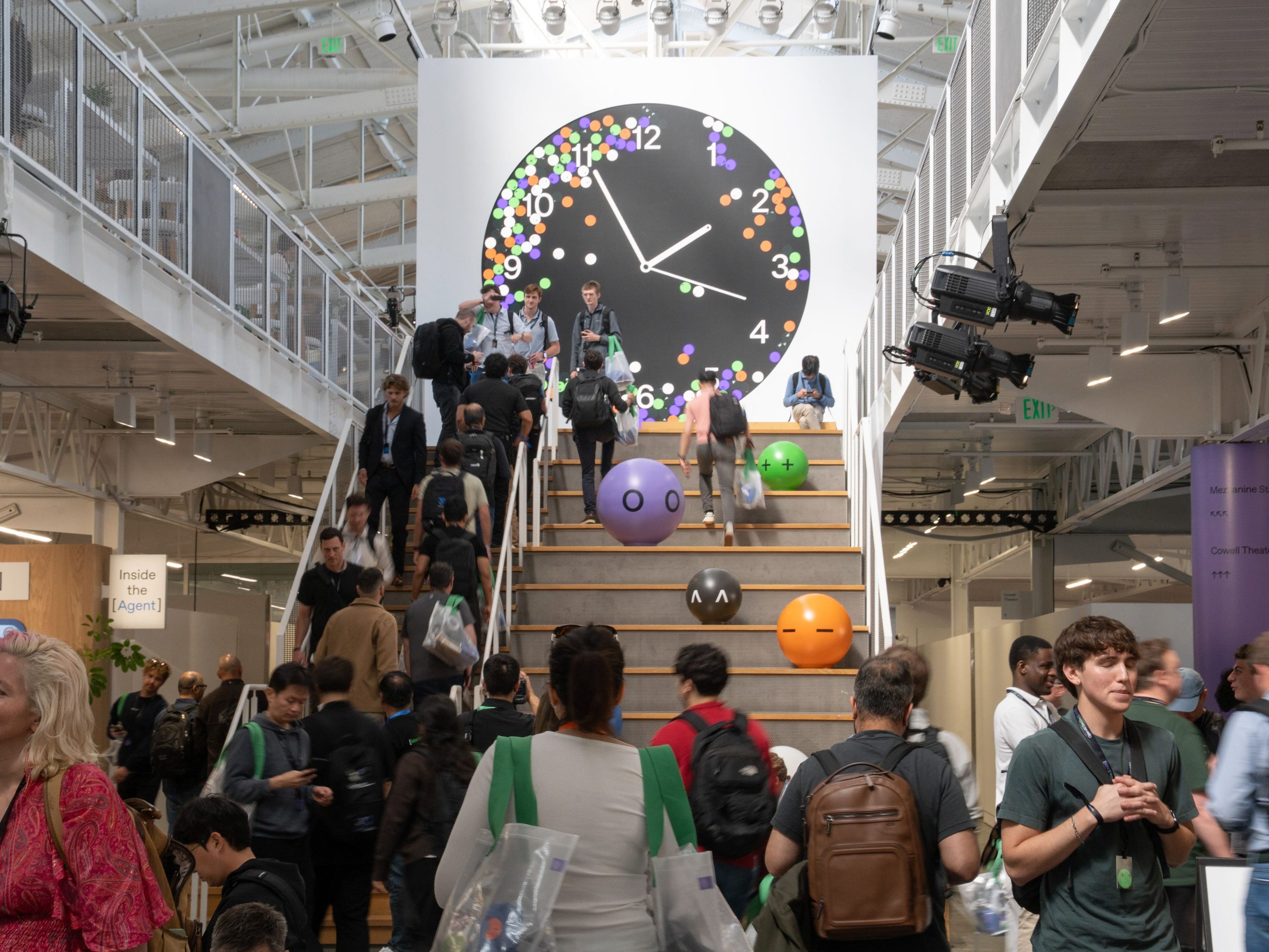OpenAI diz que IA dá escolha: trabalhar menos ou mais