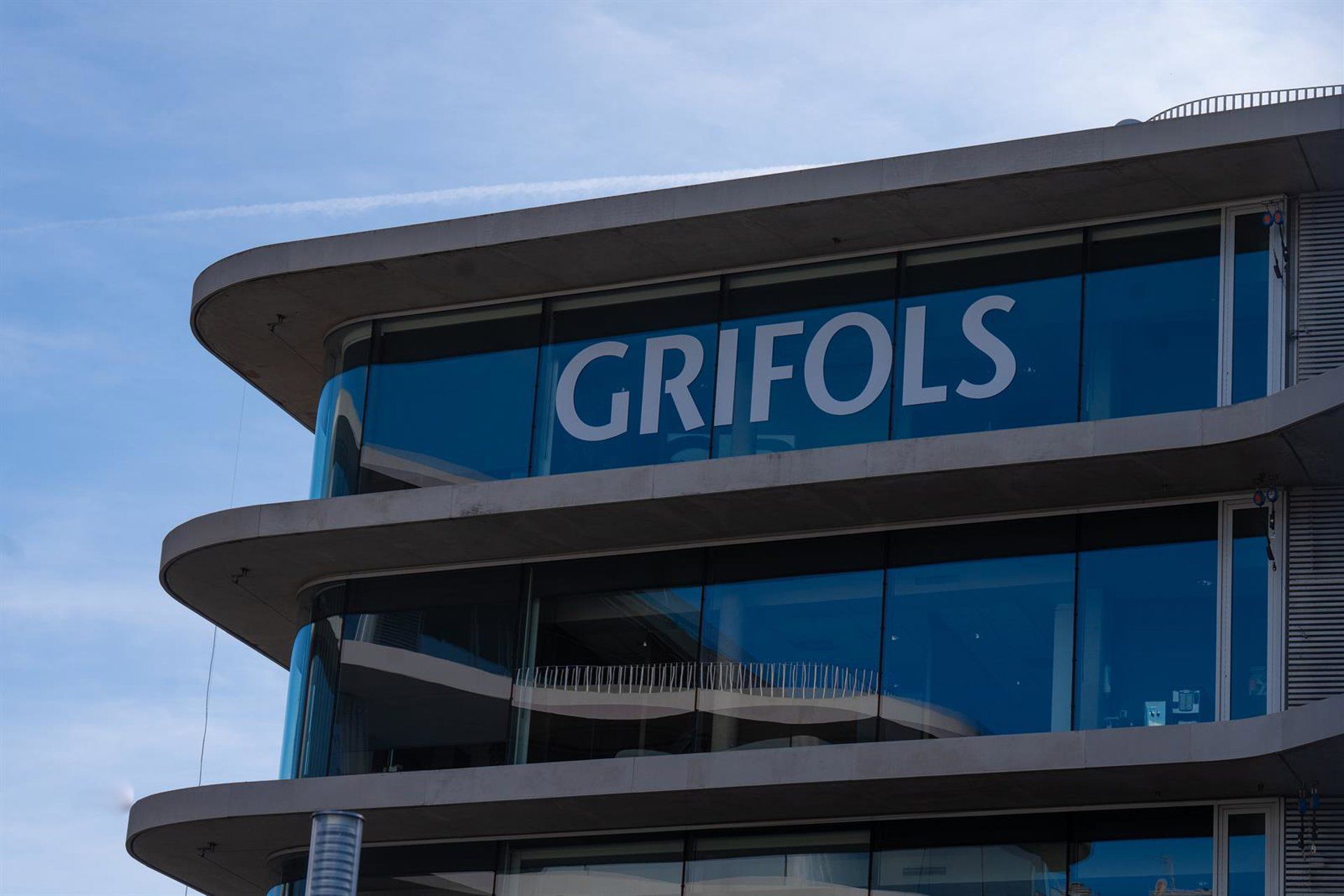 Grifols nomeia Ester Masllorens para conselho em meio a reestruturação de governança