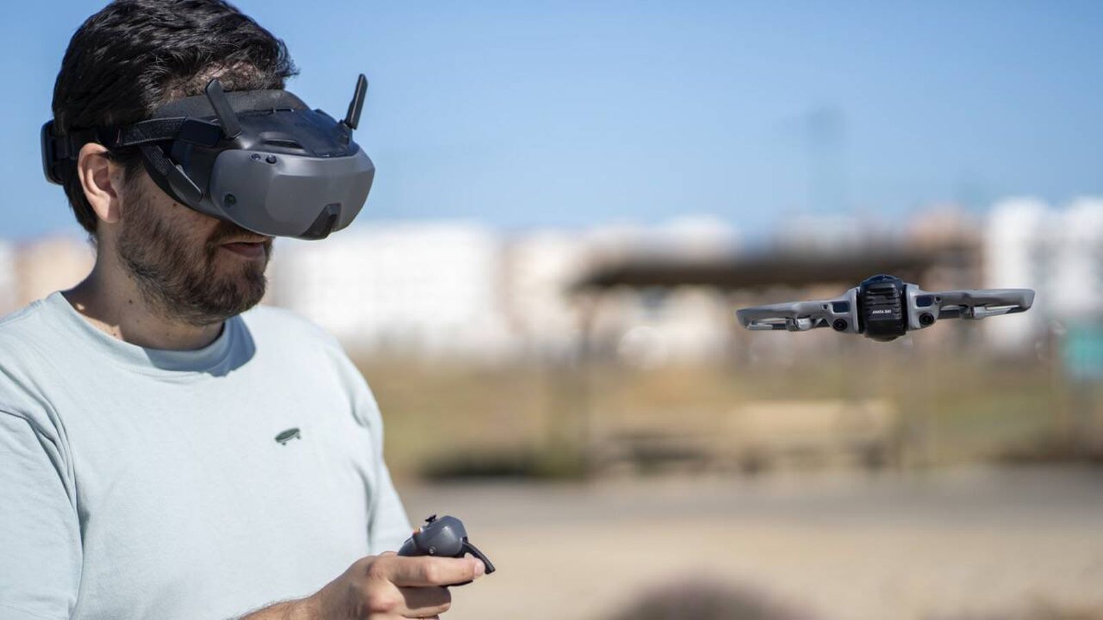 DJI Avata 360 muda a dinâmica de filmagem aérea ao eliminar a necessidade de enquadramento manual