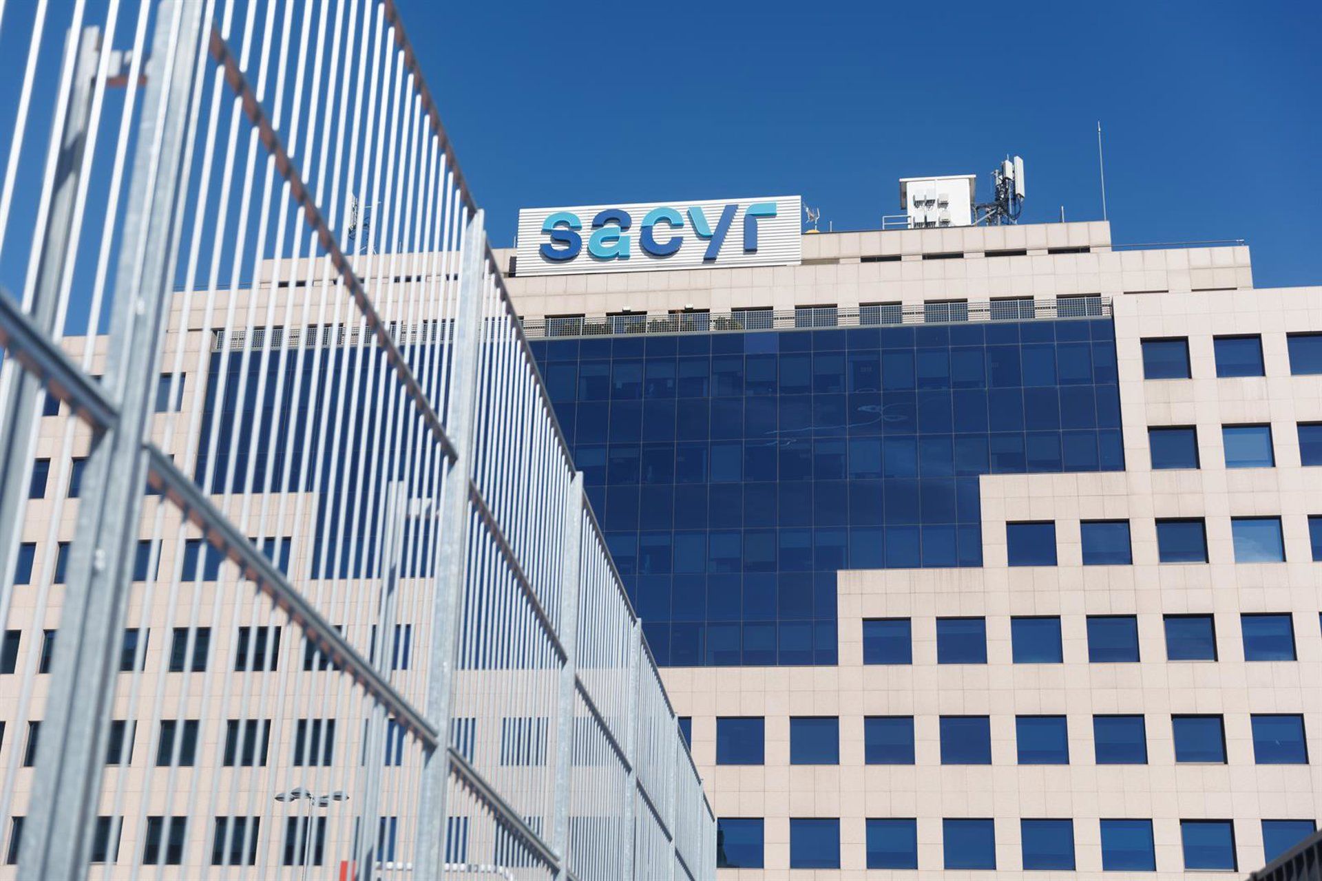 Sacyr contrata Alantra para explorar a venda de sua divisão de engenharia industrial