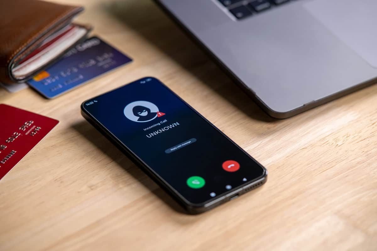 O feitiço contra o feiticeiro: Anatel regula o anti-spam das teles