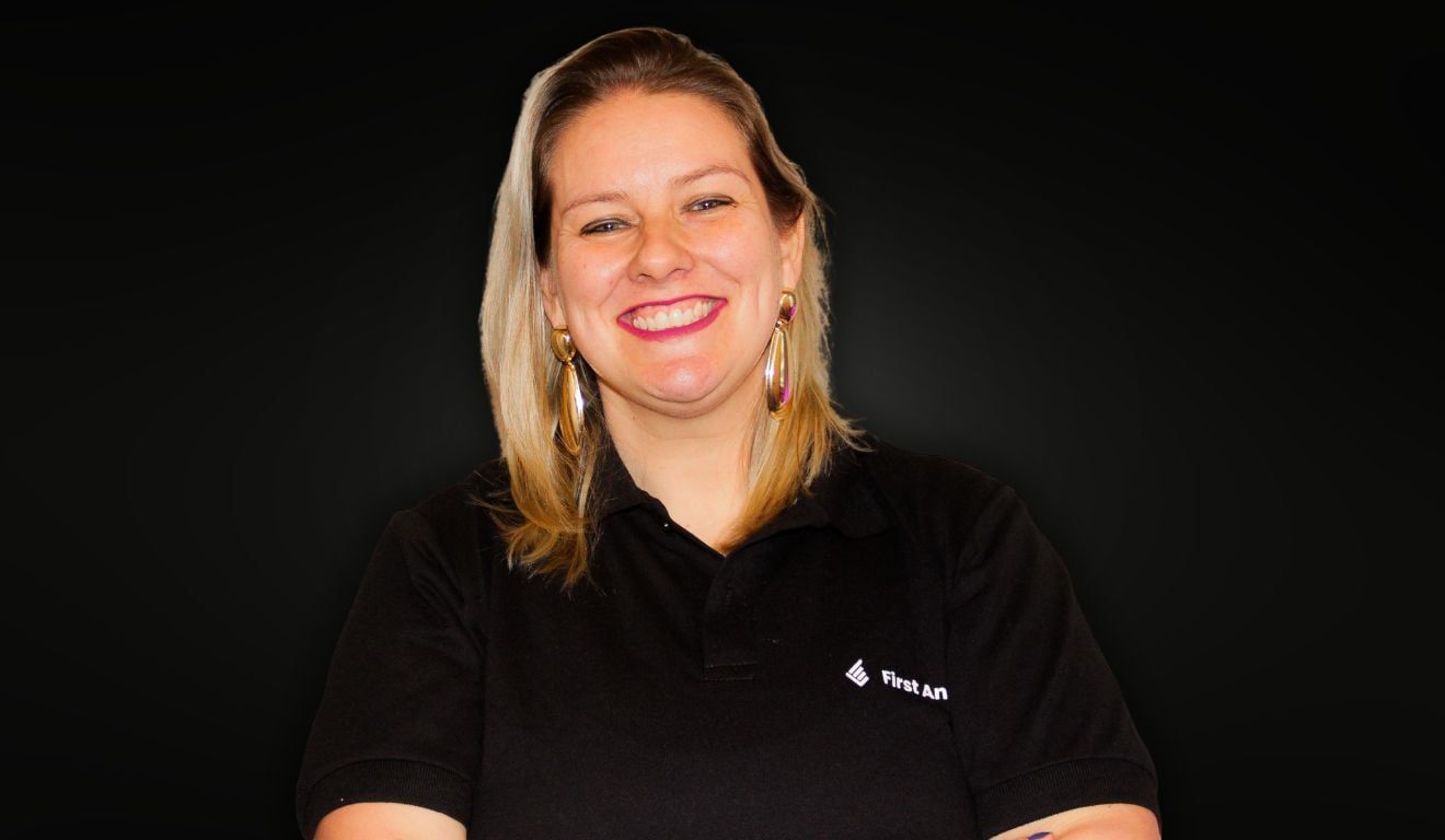 First Answer aposta em ex-Serasa para escalar marketing e vendas