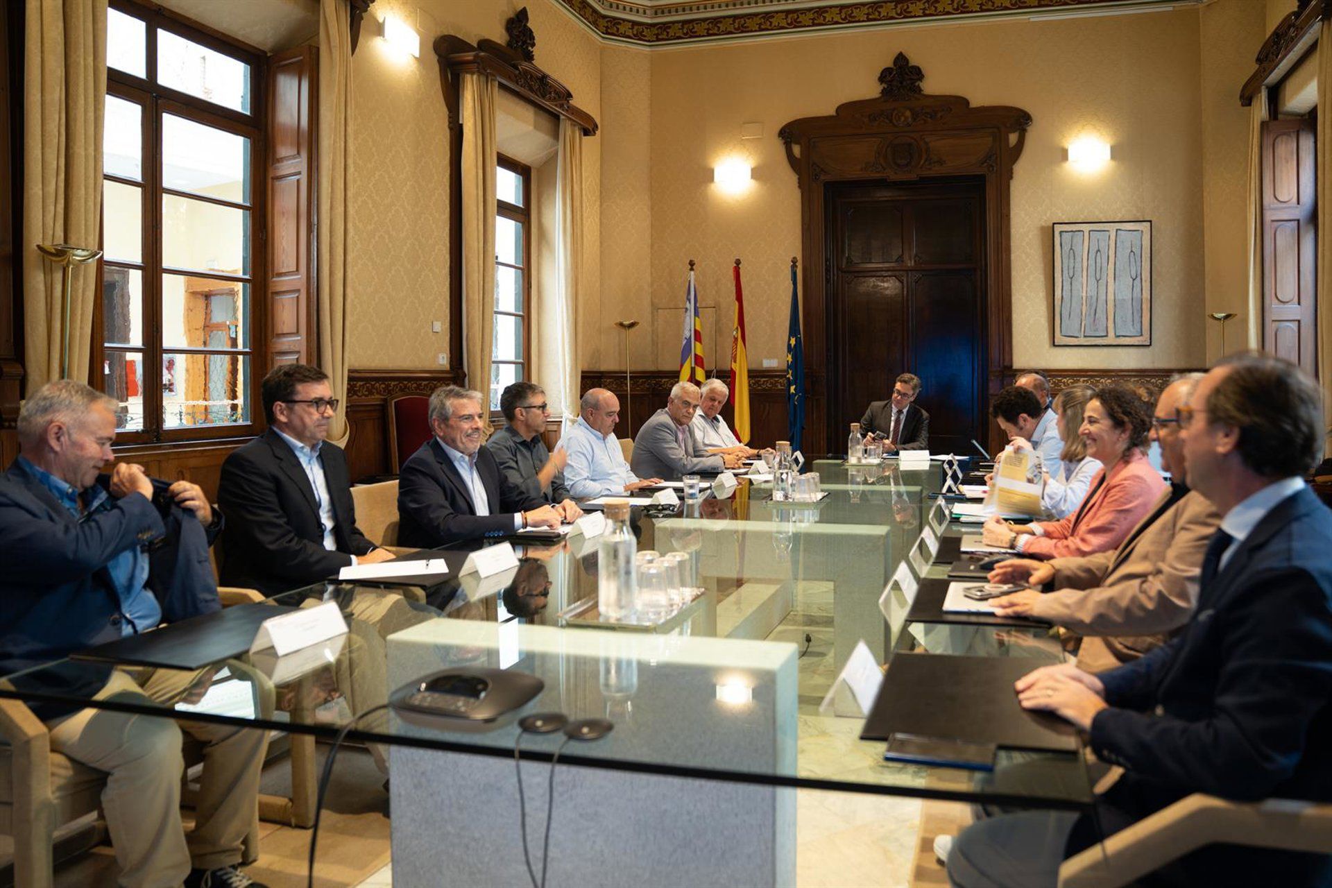 Inflação e combustível: setores de transporte e construção alertam governo de Baleares
