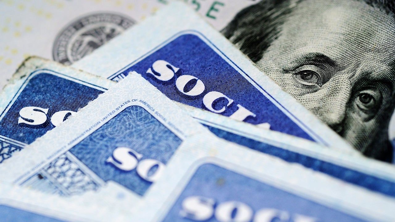 Previdência Social dos EUA pode cortar benefícios em 22% a partir de 2032, alerta relatório
