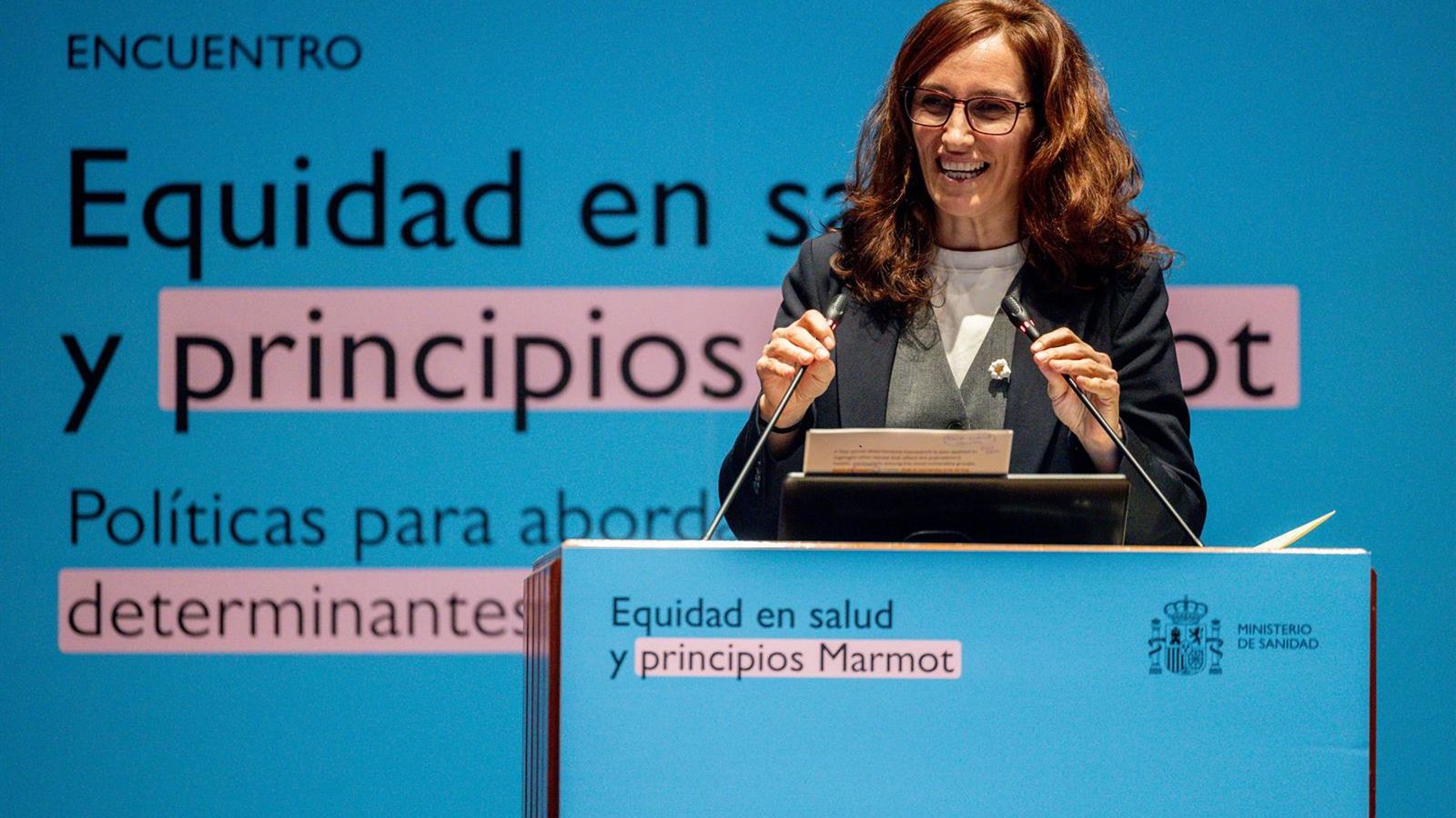 Ministra espanhola liga saúde precária a crise de moradia