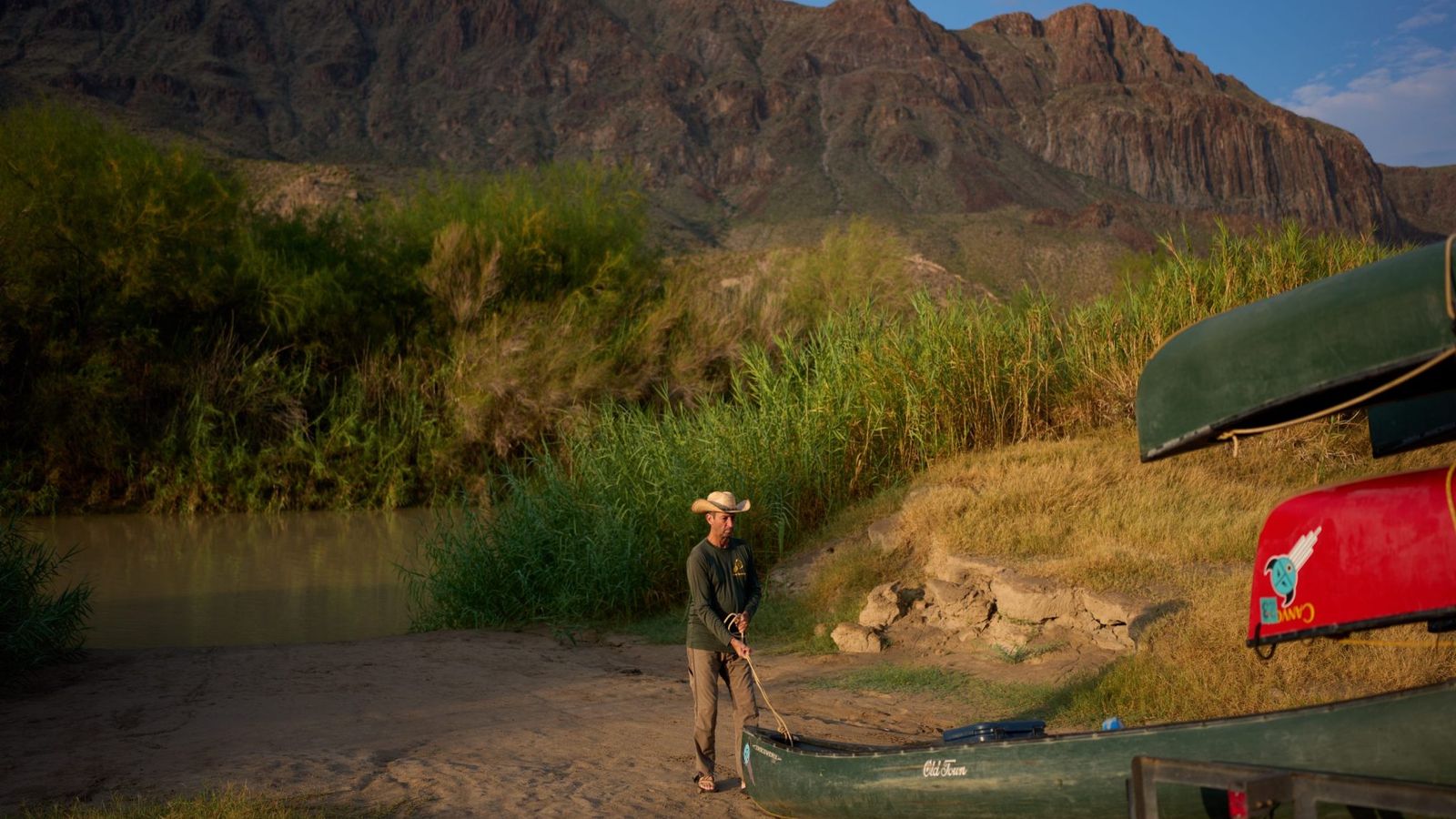 Proprietários texanos resistem ao muro de Trump em Big Bend