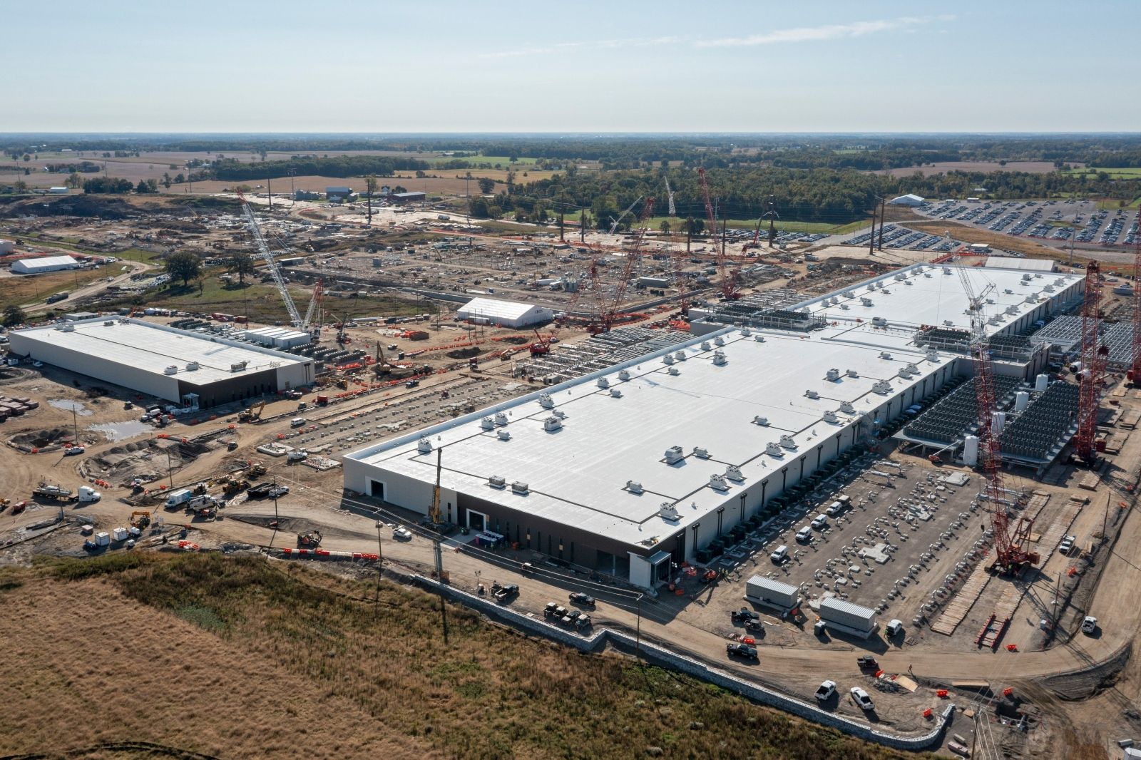 Ativista climático em Michigan une oposição a energia limpa e data centers