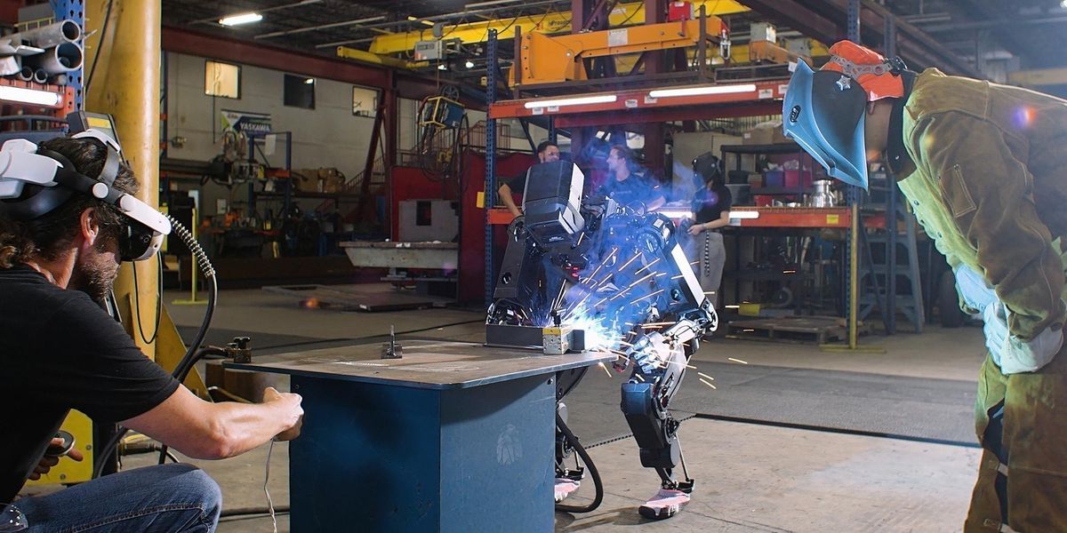 Fim da demo: o robô humanoide arrumou um emprego de soldador