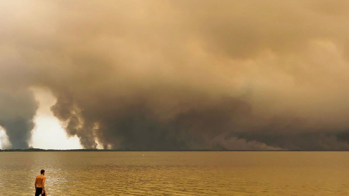 Incêndios na França travam o corredor aéreo da Europa