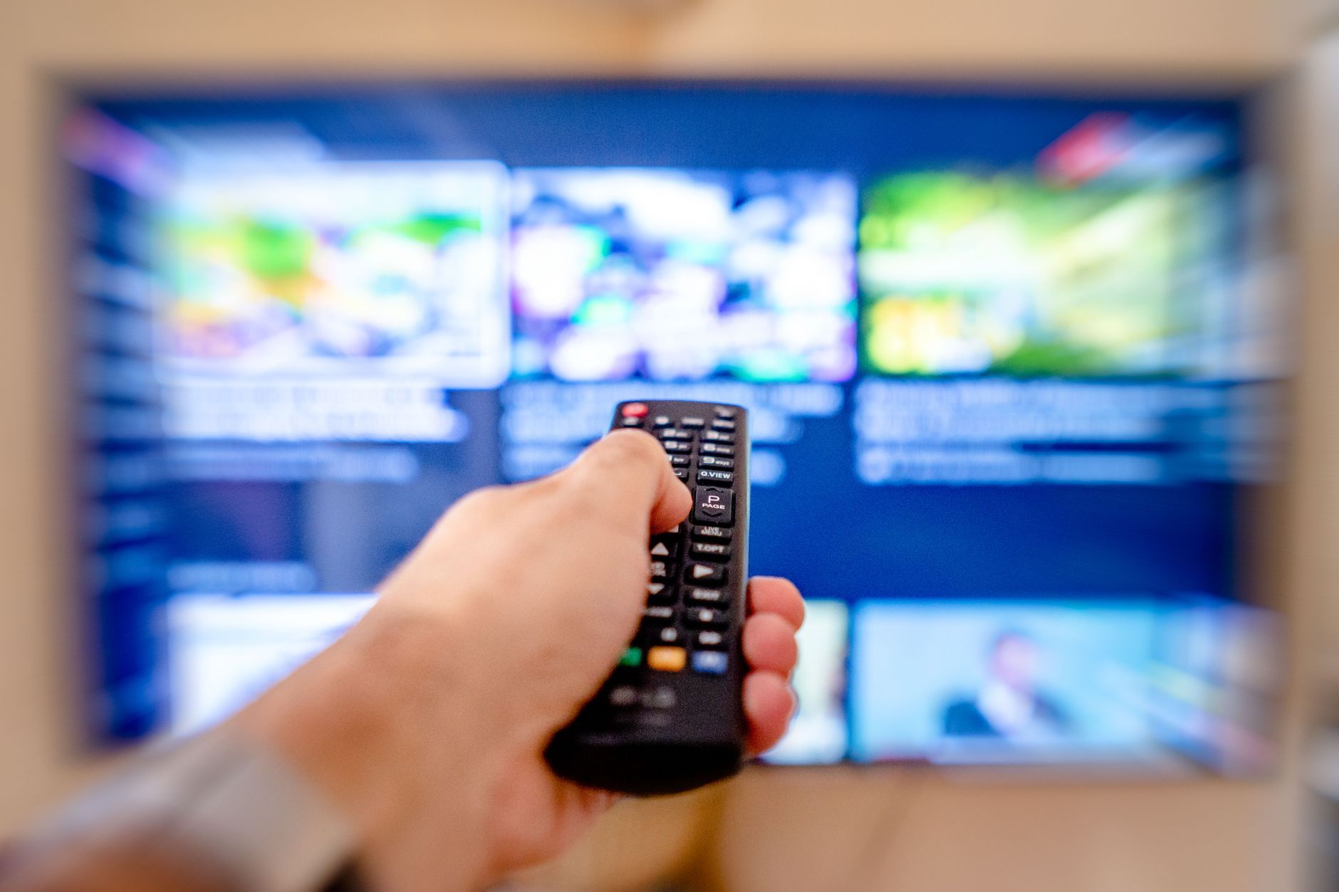 Vendas de TVs saltam 29% no e-commerce — Copa do Mundo redefine padrão de consumo