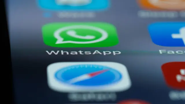 WhatsApp testa mensagens de texto que somem após leitura