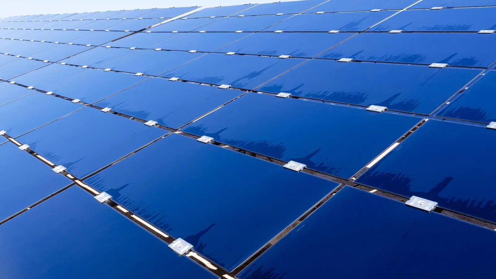 DOE redireciona US$ 1 bilhão de energia solar em Porto Rico para concessionária falida