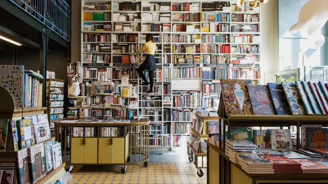 Mercado independente revela força de catálogos duradouros — o caso das editoras de nicho