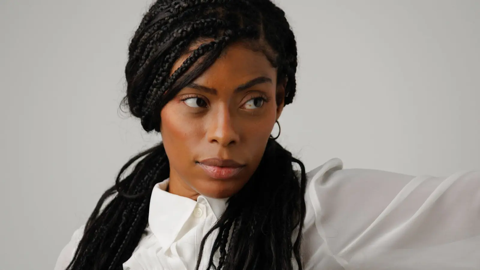 Bianca Saunders vence o BFC/Vogue Designer Fashion Fund de 2026
