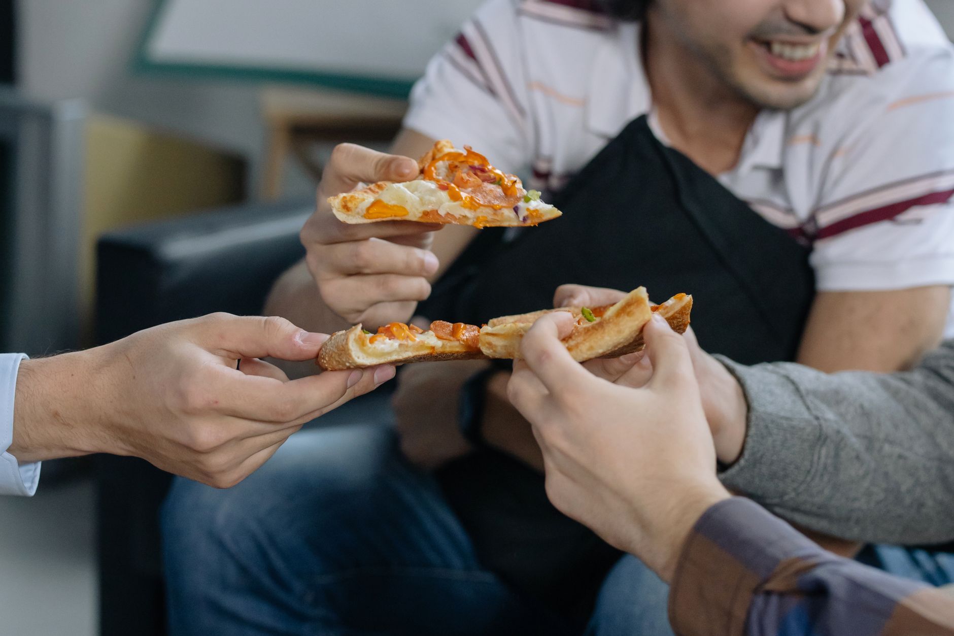 Pizza Hut muda de mãos em negócio de US$ 2,7 bilhões — marca busca fôlego com private equity