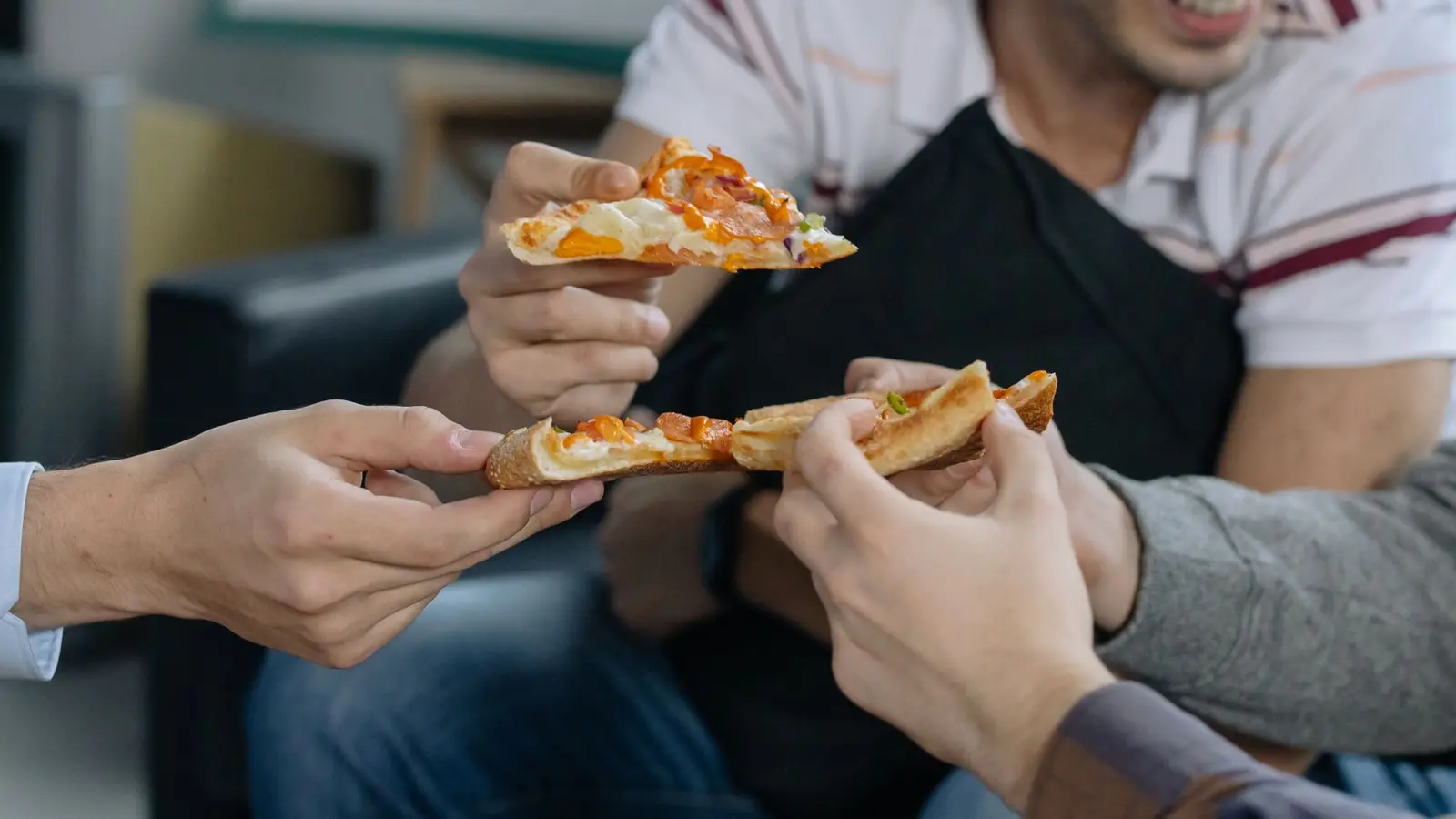Pizza Hut muda de mãos em negócio de US$ 2,7 bilhões — marca busca fôlego com private equity